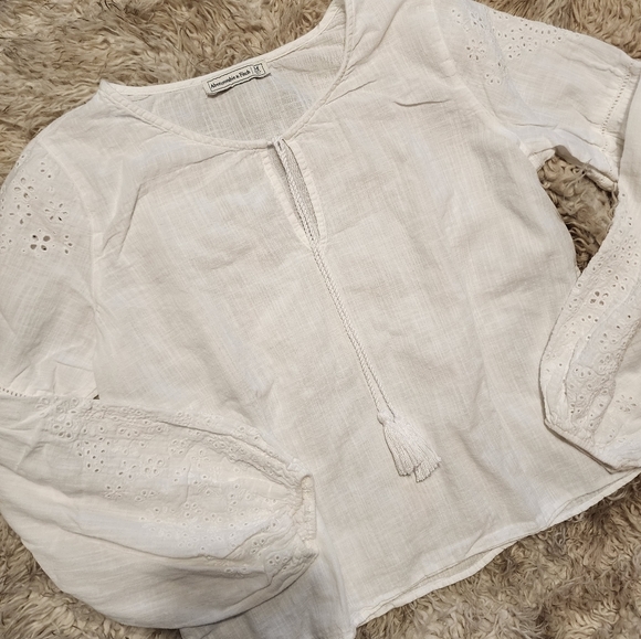 Abercrombie and Fitch white linen top size medium - Picture 4 of 13